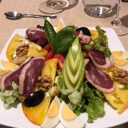 D'hotes Les Peyrouses