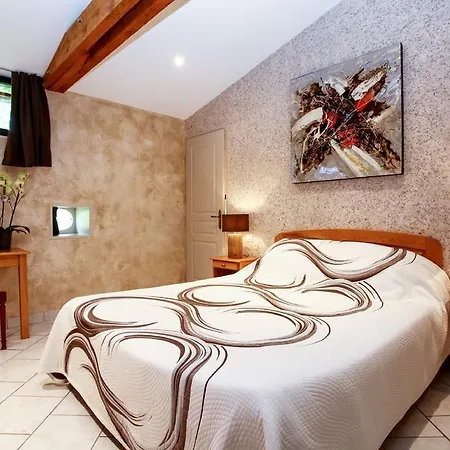 D'hotes Les Peyrouses Pensjonat 4*