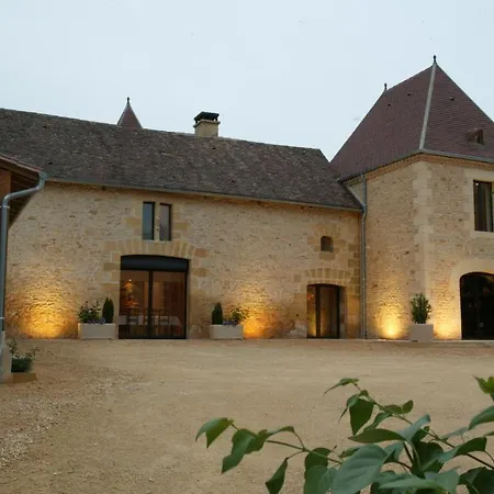 D'hotes Les Peyrouses 4* 萨尔拉拉卡内达