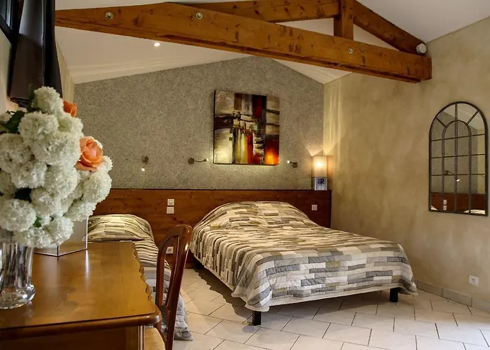 D'hotes Les Peyrouses